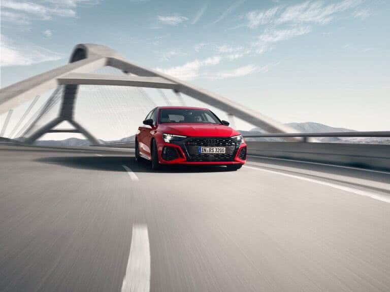 Audi RS 3 Sportback jetzt ab 475,- € mtl. leasen!