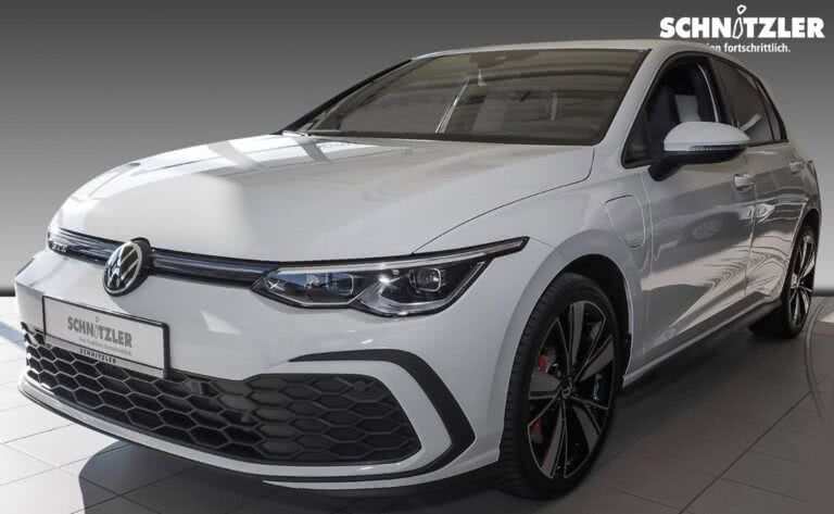 VW Golf 8 GTE ab 299,- € mtl. finanzieren!