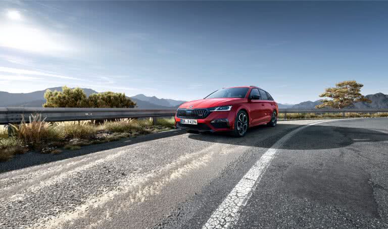 ŠKODA OCTAVIA Combi RS ab 189,- € mtl.* leasen!