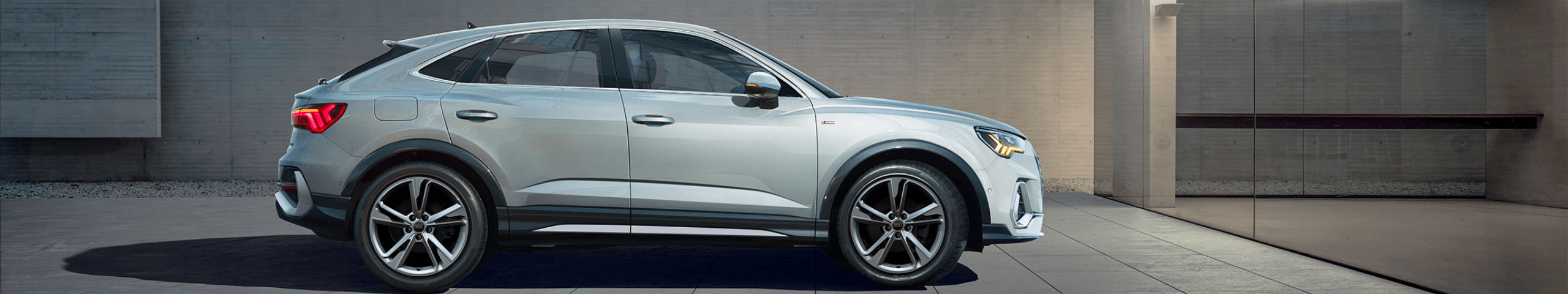 Audi Q3 Leasen: 0% Anzahlung – Jetzt Traumwagen Sichern! - 9eacbmf