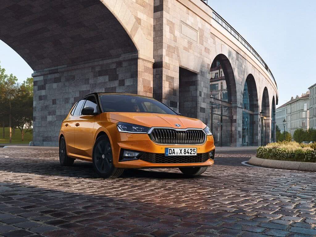ŠKODA Fabia Essence ab 117,- € mtl.* leasen!