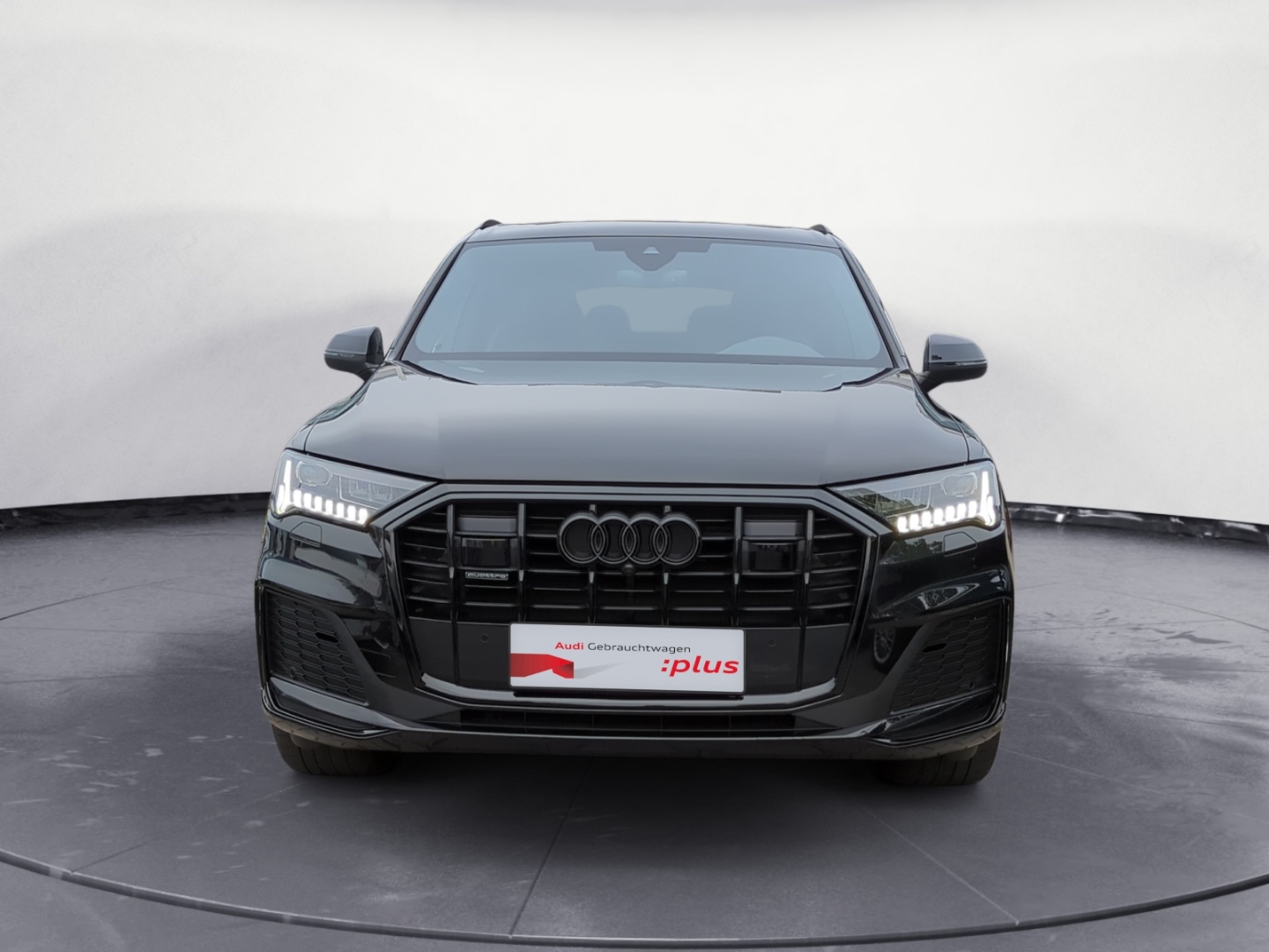 Audi Q7 S line