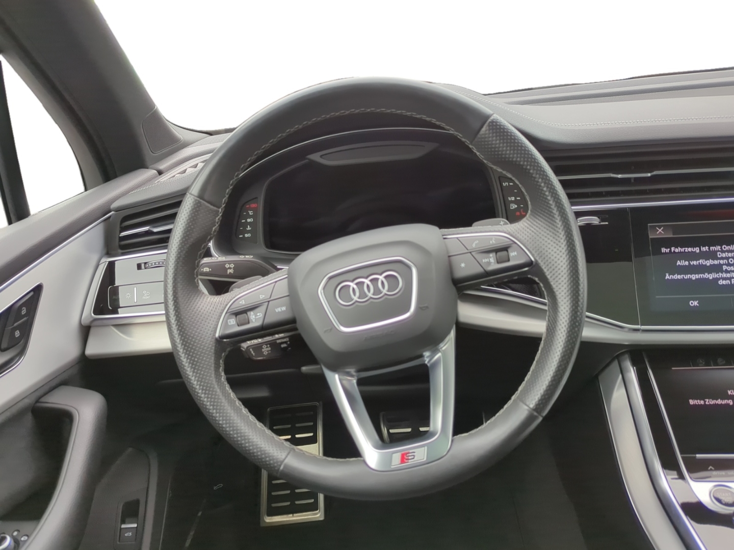 Audi Q7 S line