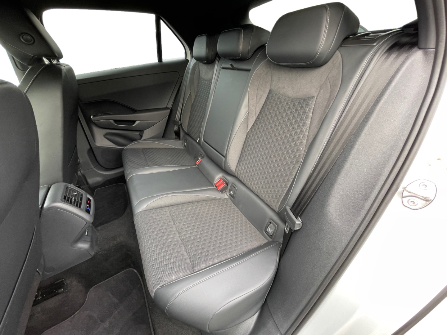Volkswagen T-Roc R-Line 1.5