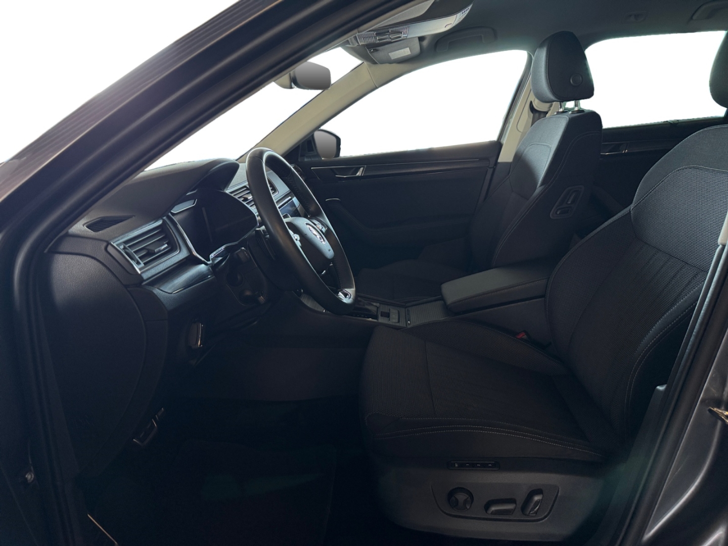 Skoda Superb Combi 1.5