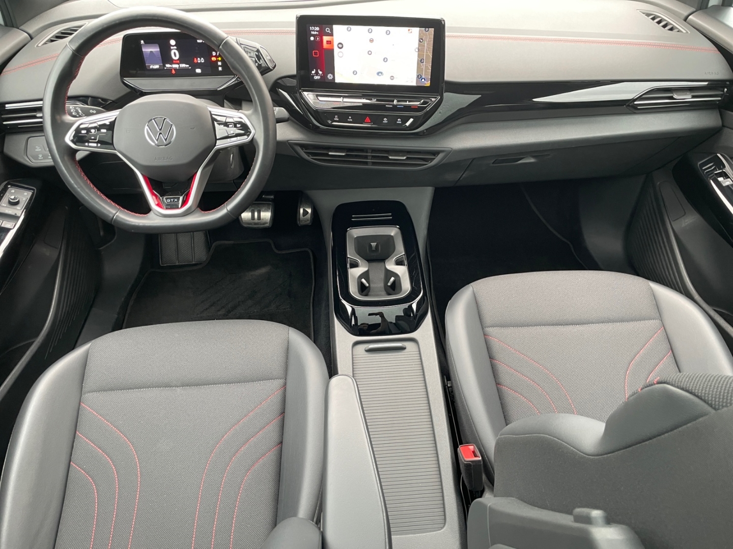 Volkswagen ID.4 GTX MATRIX/NAVI/KAMERA/WÄPU/PANO+++