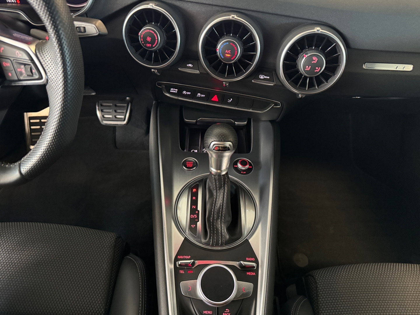 Audi TT Roadster 40