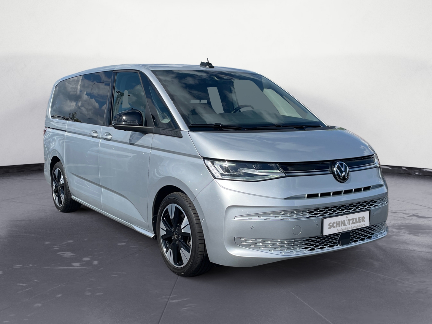Volkswagen T7 Multivan Lang