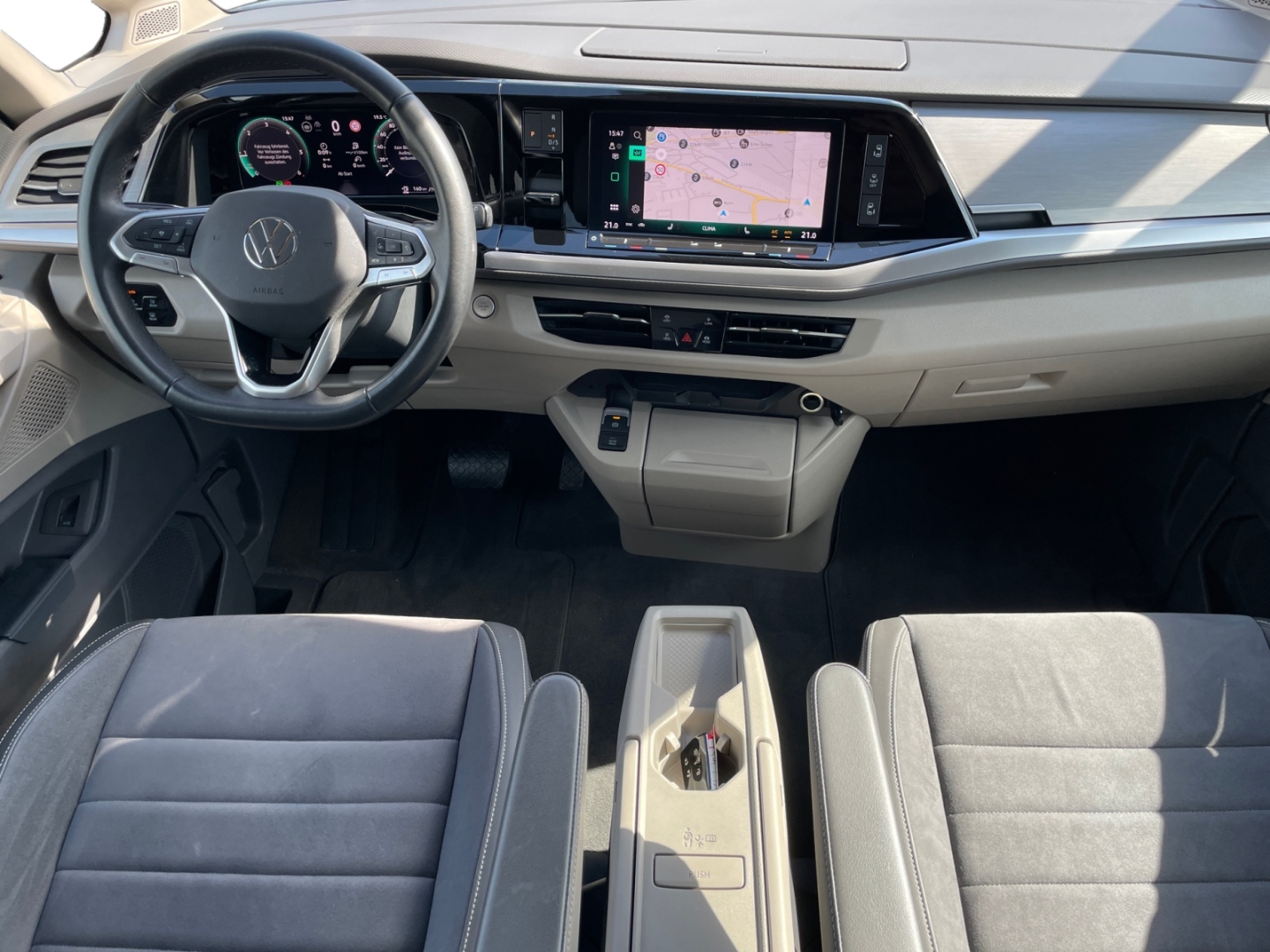 Volkswagen T7 Multivan Lang