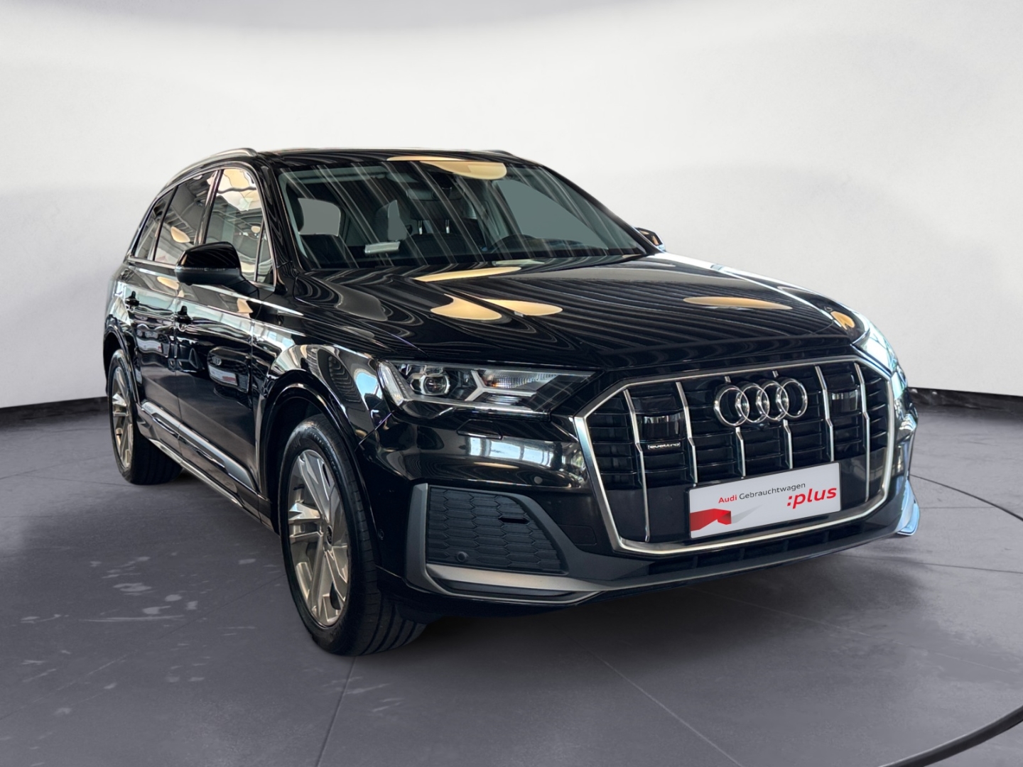 Audi Q7 S line