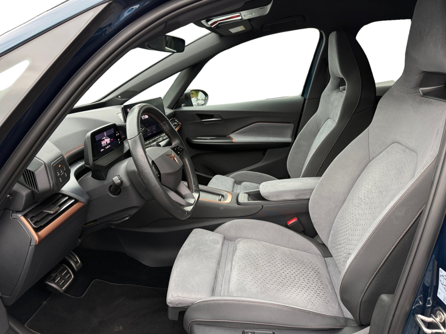 Cupra Born WÄRMEPUMPE/BEATS/AR-HUD/KAMERA/DCC/MASSAGE+++