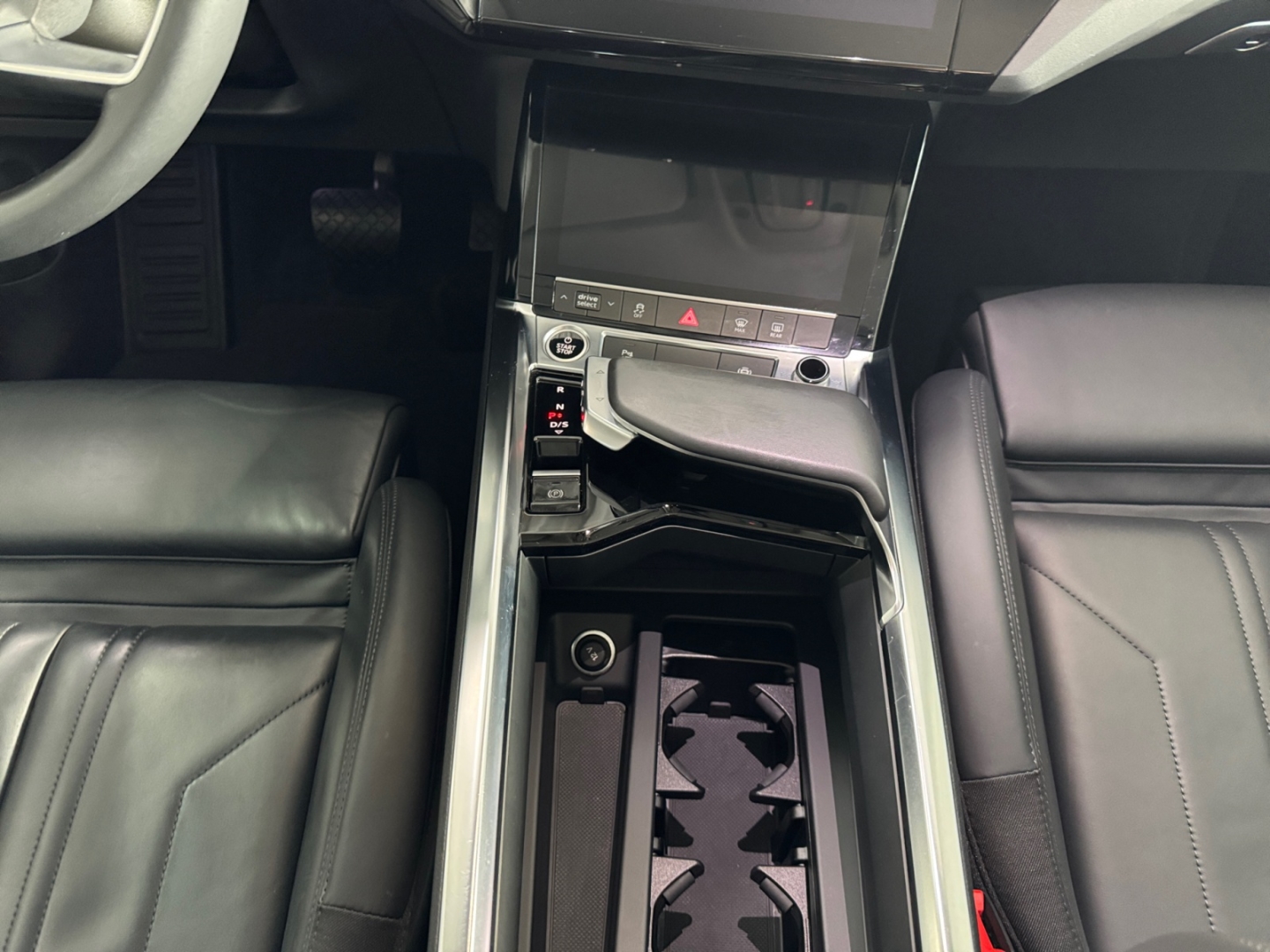 Audi e-tron S line
