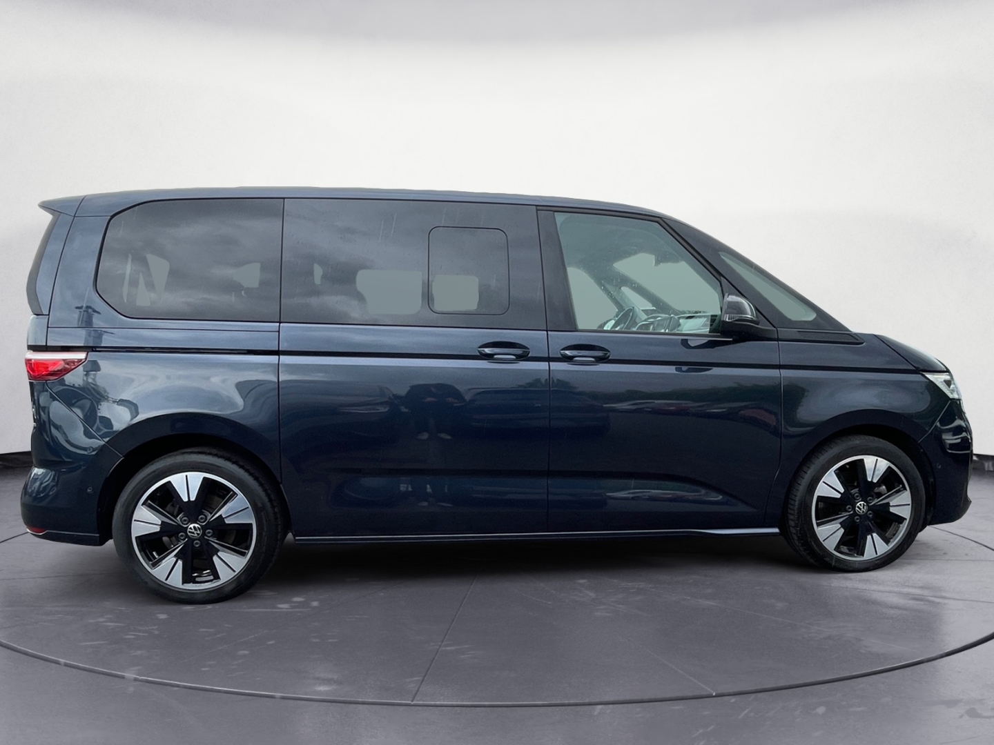 Volkswagen T7 Multivan 2.0