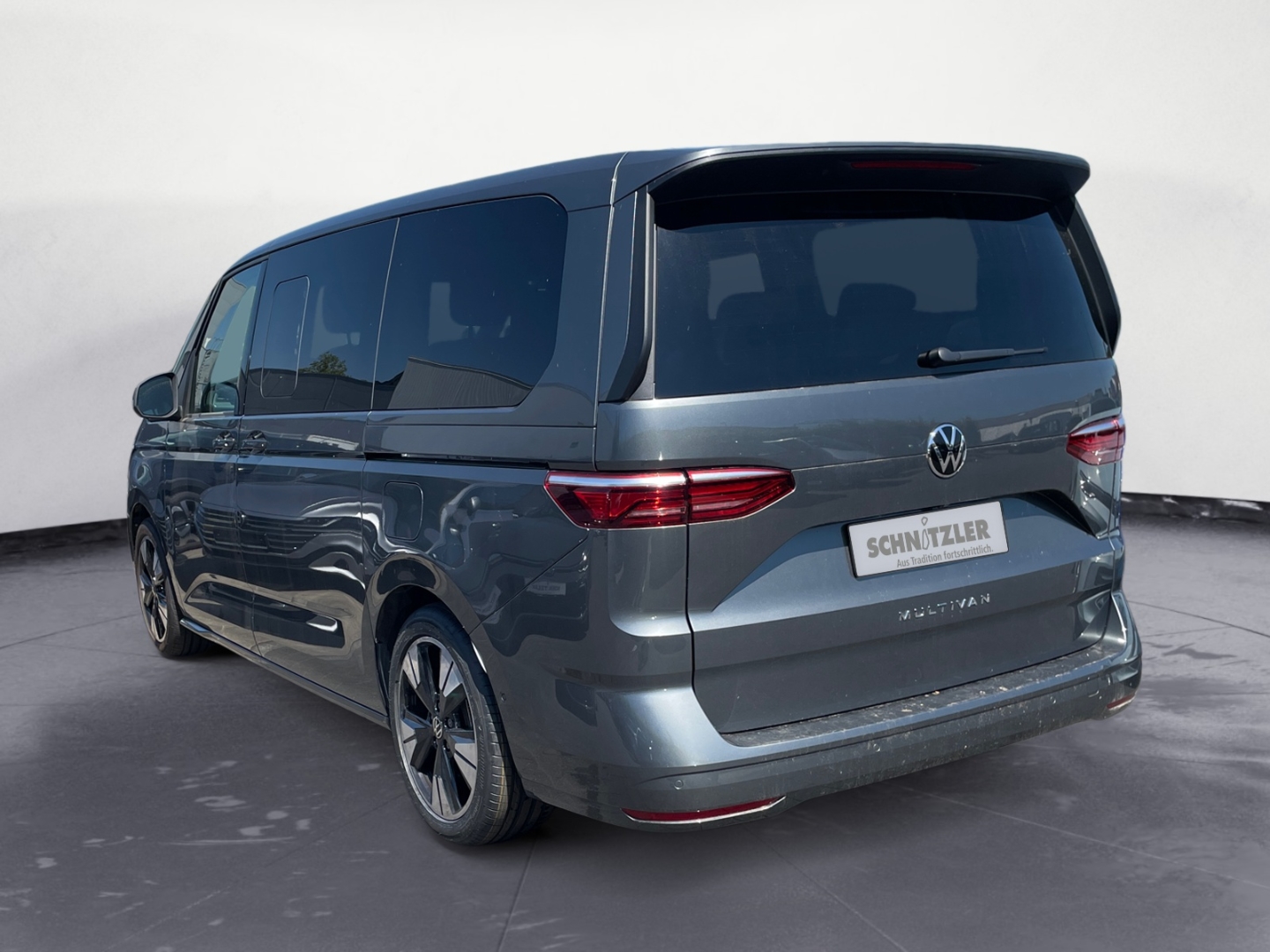Volkswagen T7 Multivan Lang