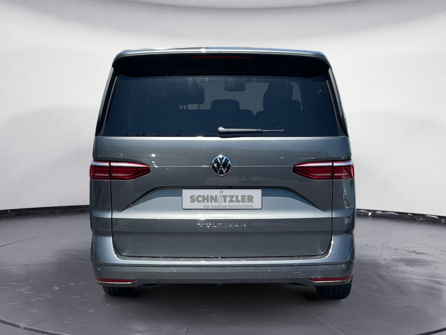 Volkswagen T7 Multivan Lang