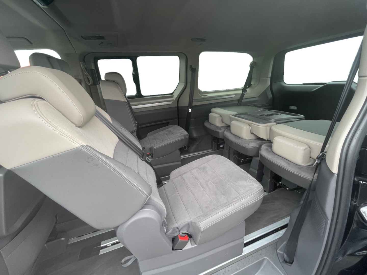 Volkswagen T7 Multivan Lang