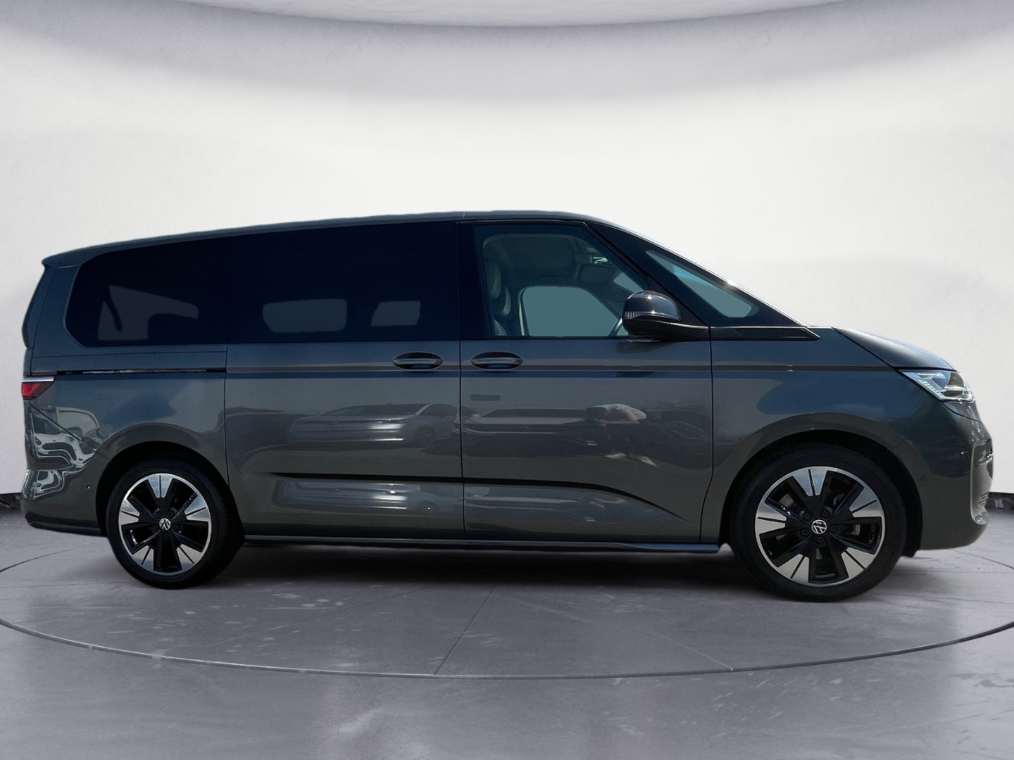 Volkswagen T7 Multivan 2.0