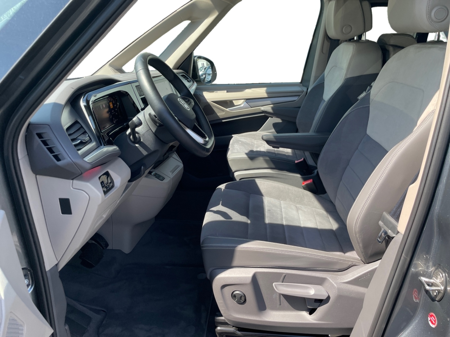 Volkswagen T7 Multivan 2.0