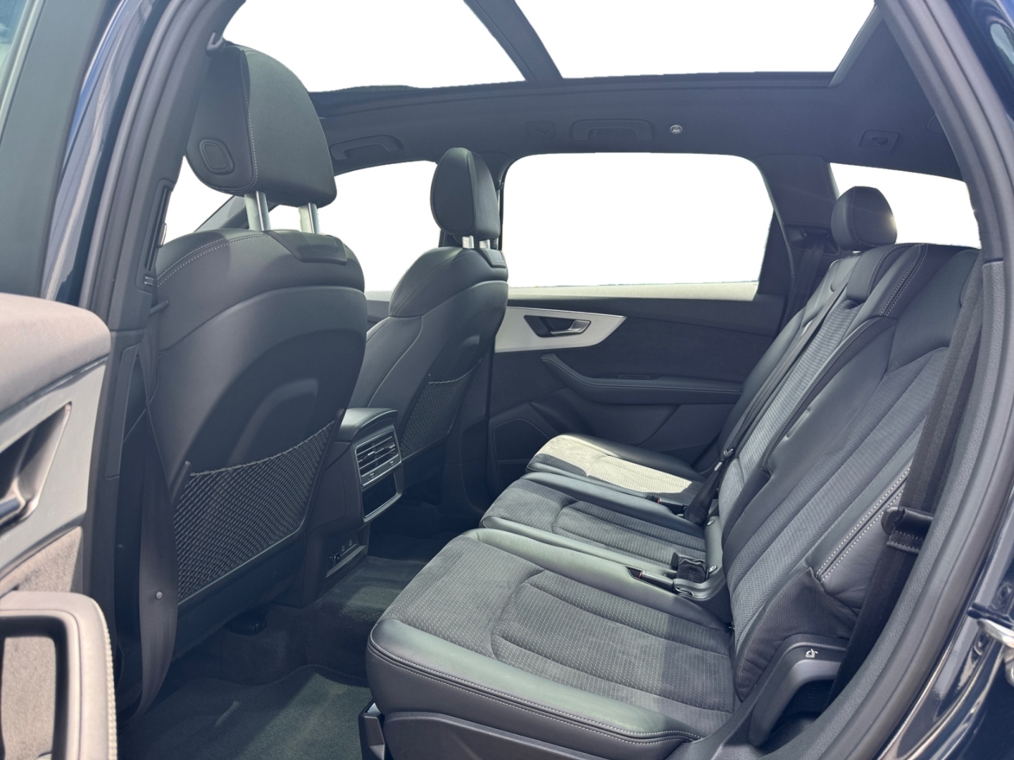 Audi Q7 S line