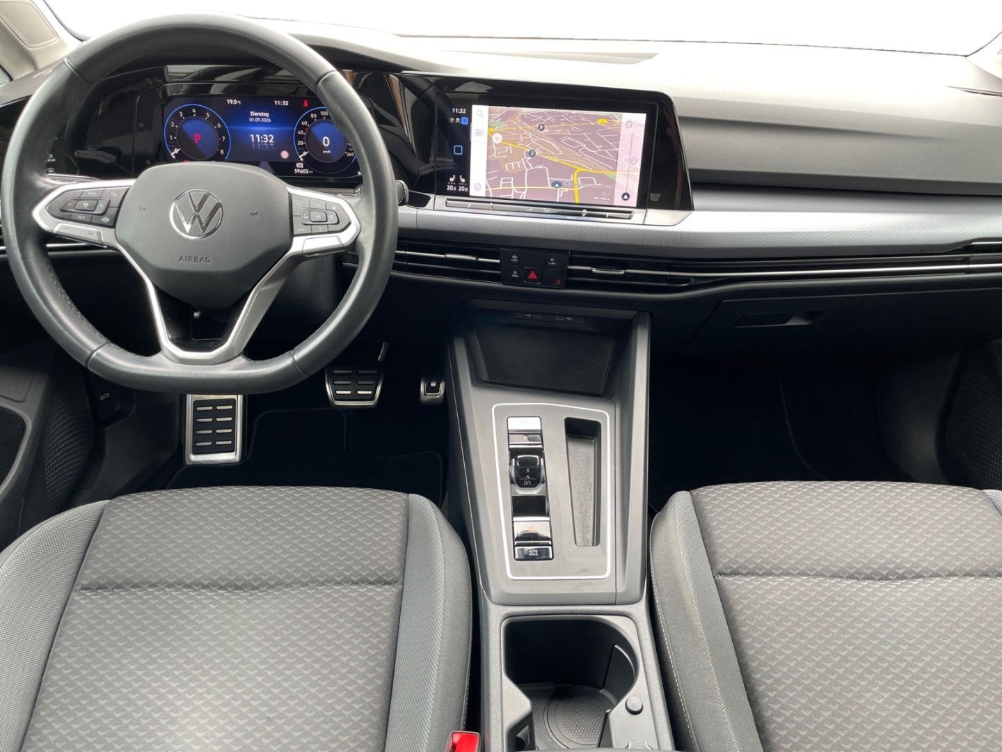 Volkswagen Golf 1.0 eTSI