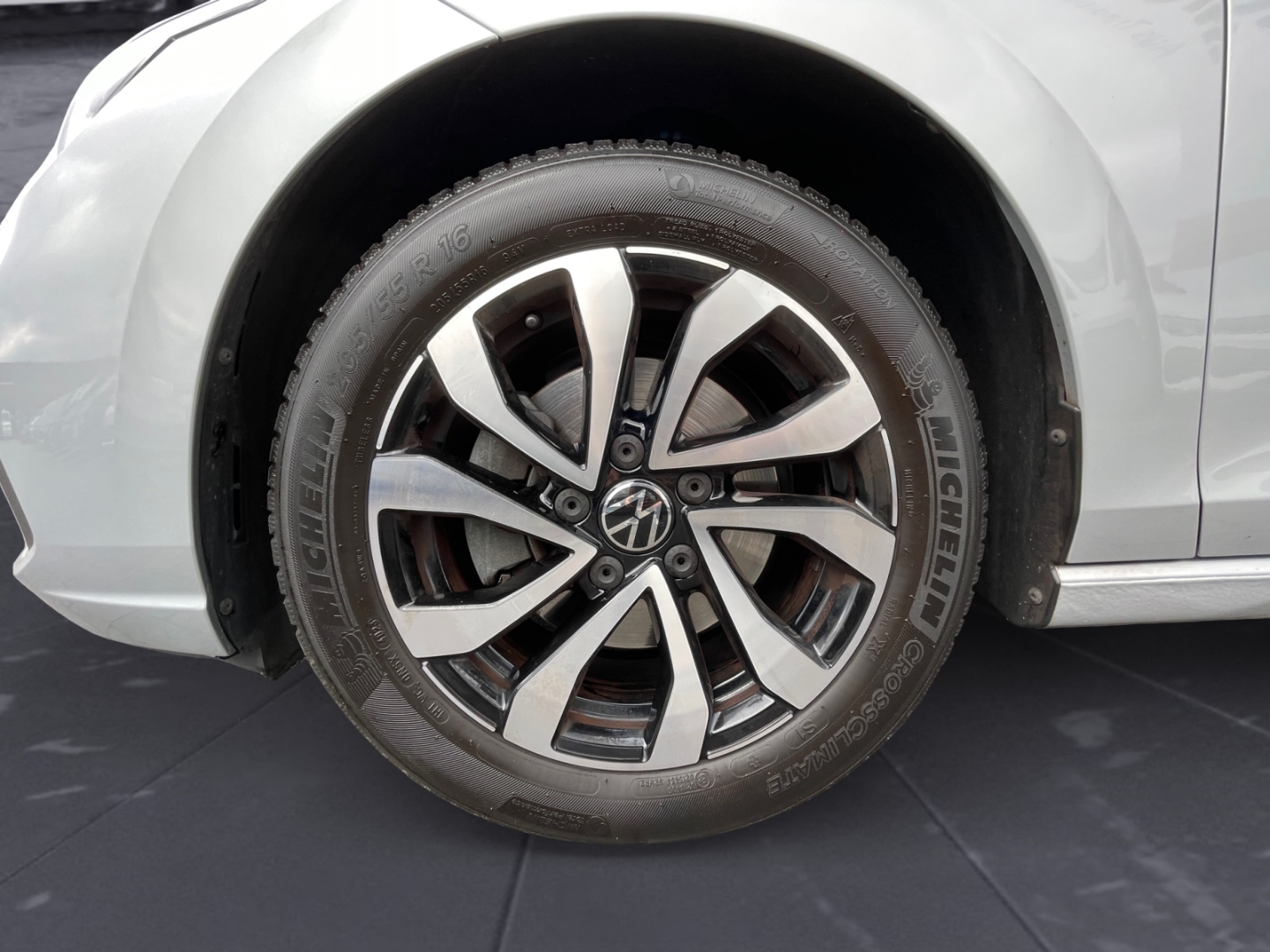 Volkswagen Golf 1.0 eTSI