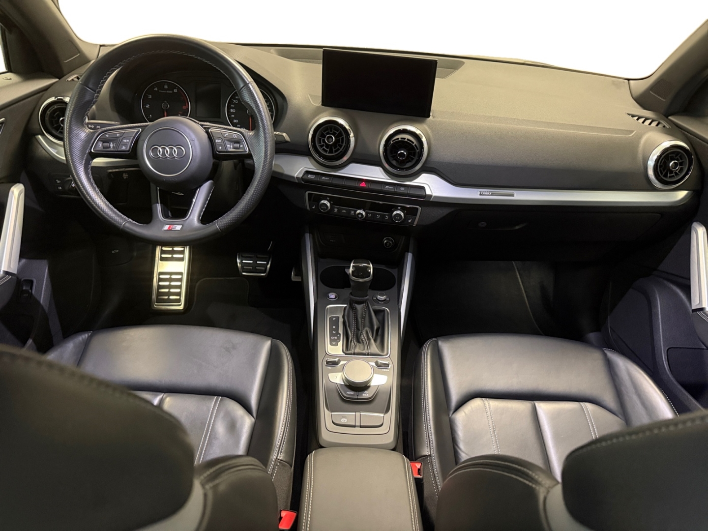 Audi Q2 S line