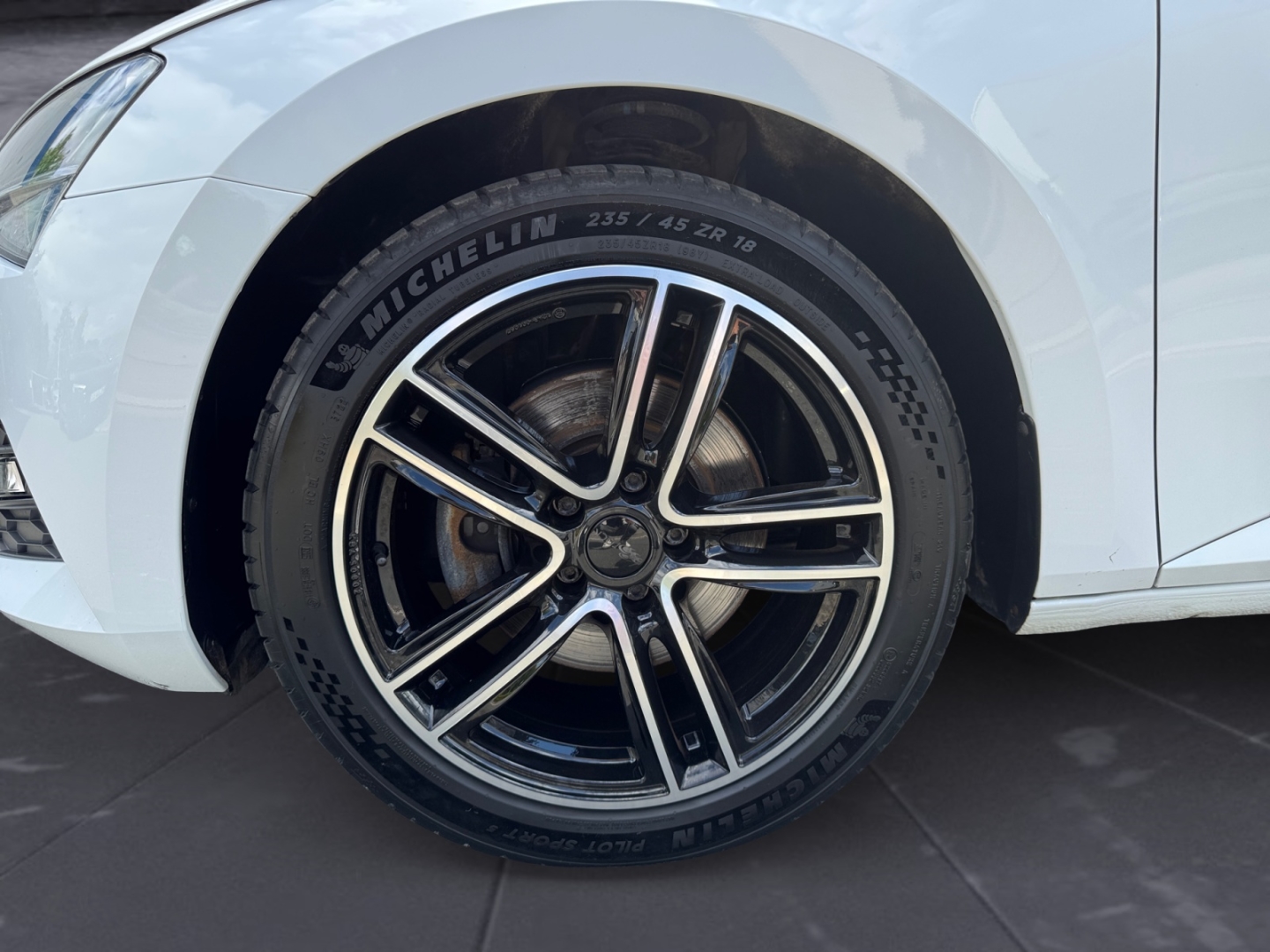 Skoda Superb Combi 2.0
