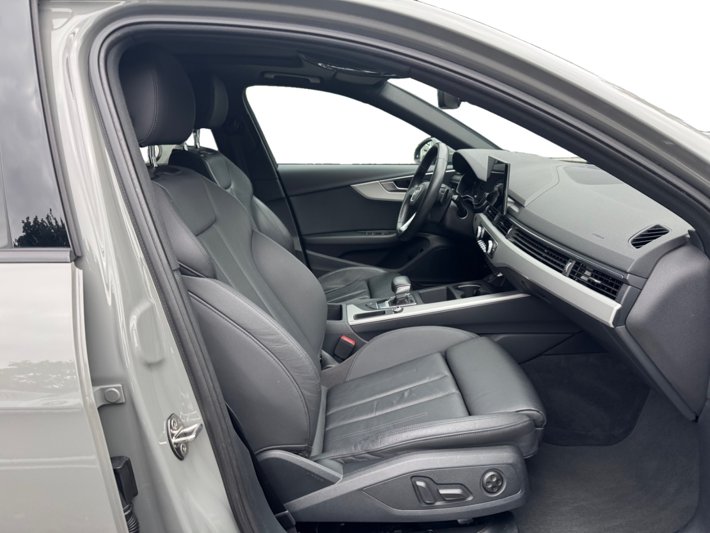 Audi A4 Avant S