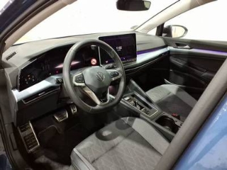 Volkswagen Golf 8 2.0