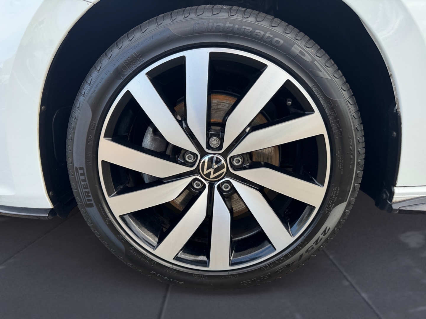 Volkswagen Touran R-Line 2.0