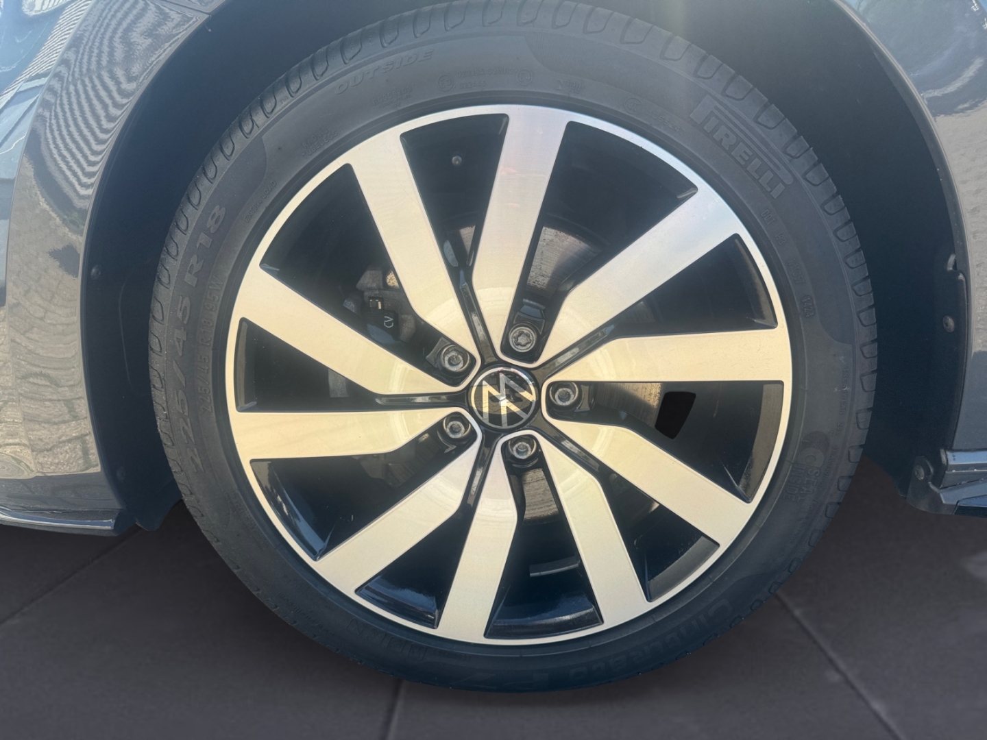 Volkswagen Touran R-Line 2.0