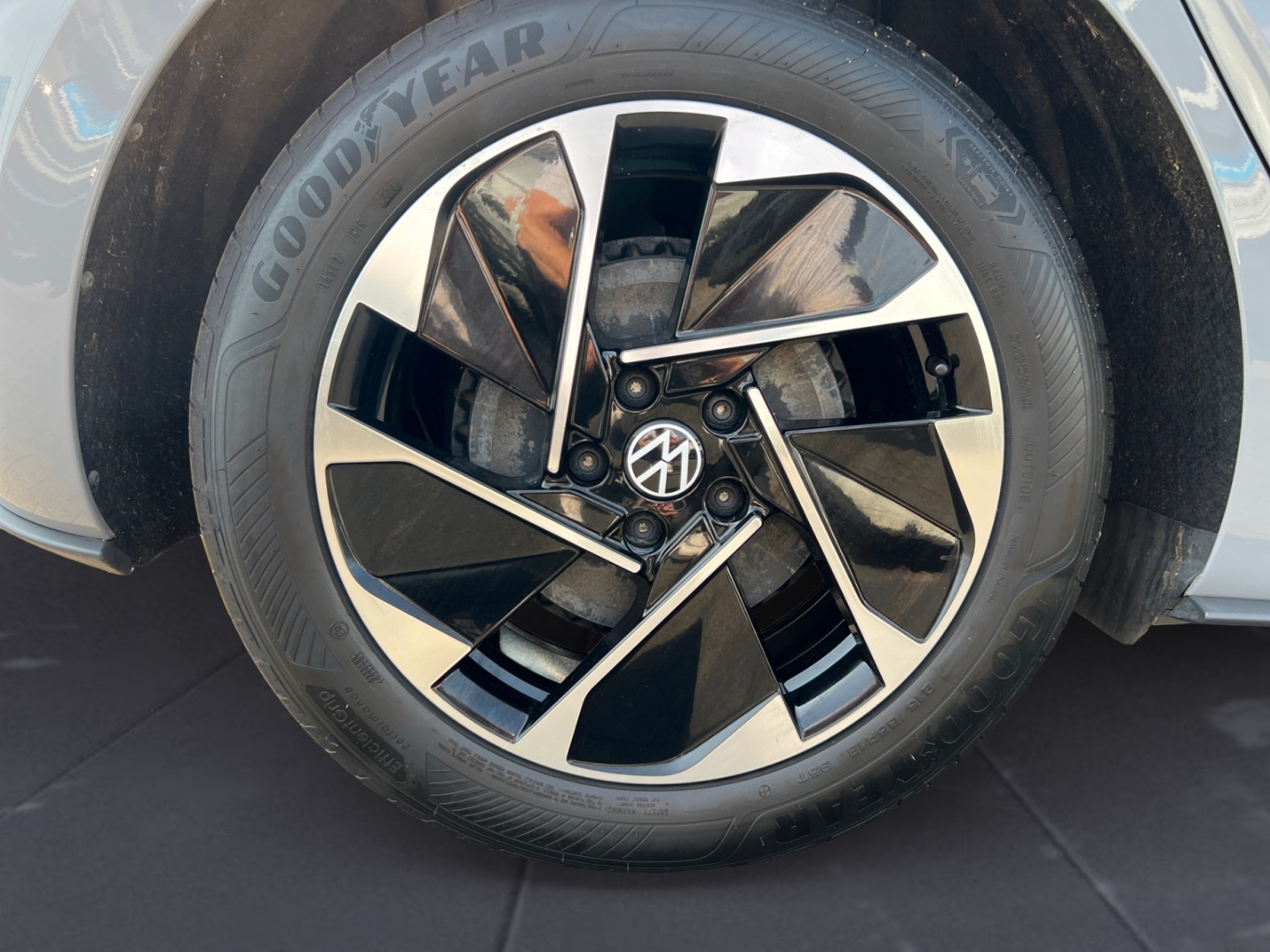 Volkswagen ID.3 Pro LED/NAVI/KEYLESS/APP/SHZ+++
