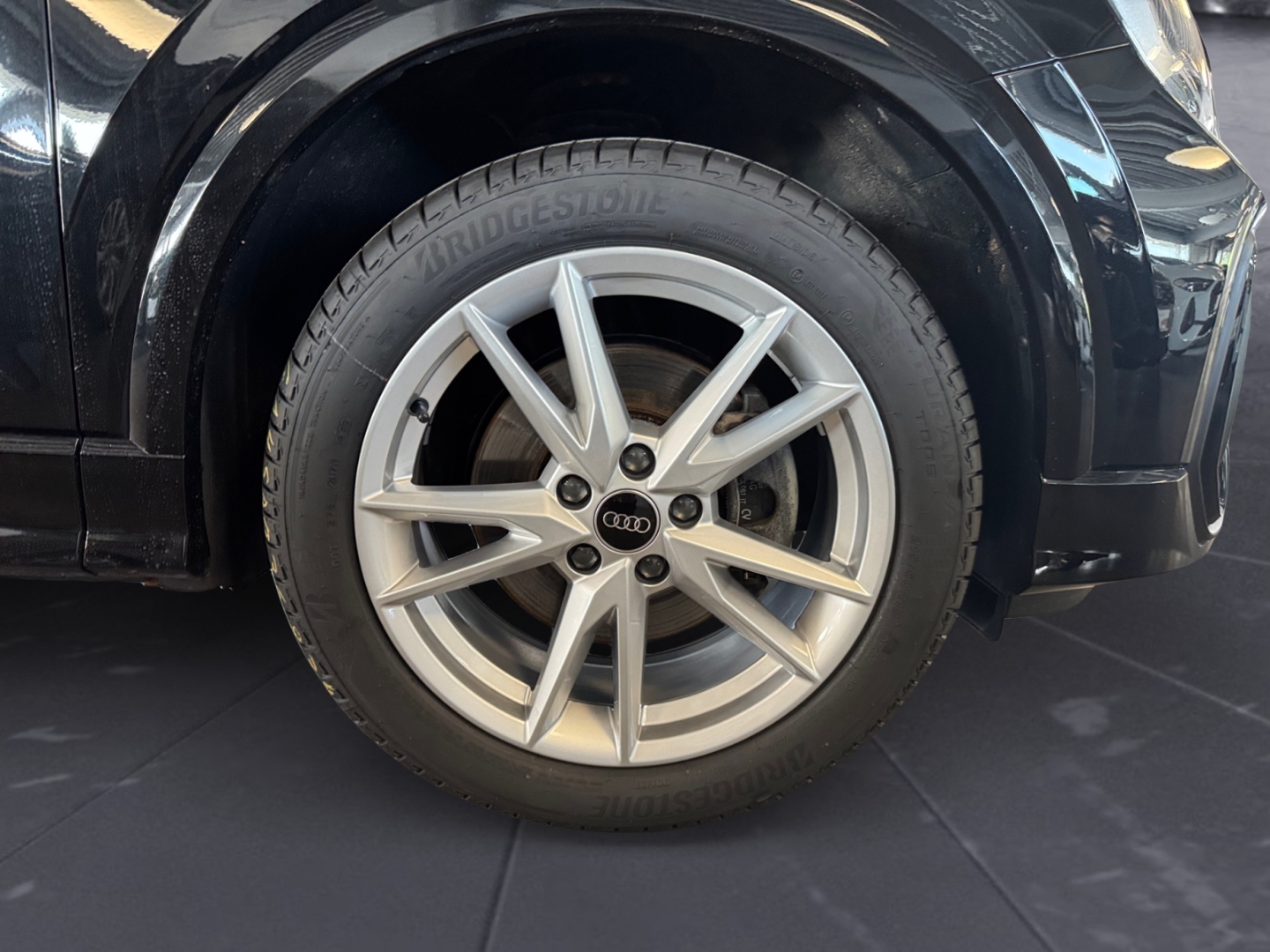 Audi Q2 S line