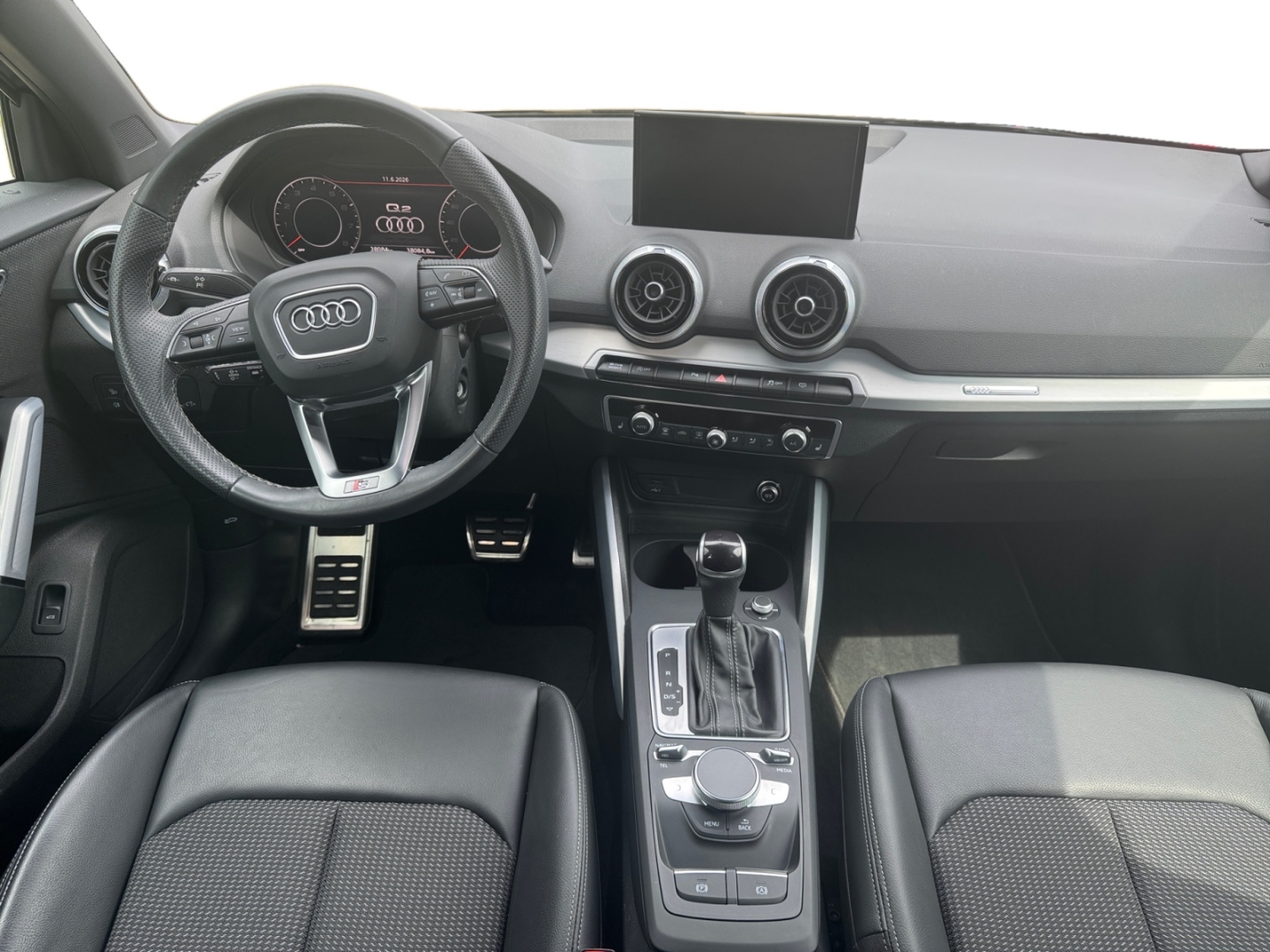 Audi Q2 S line