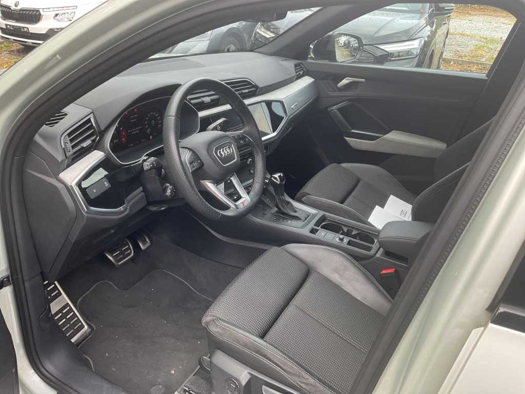 Audi Q3 Sportback S