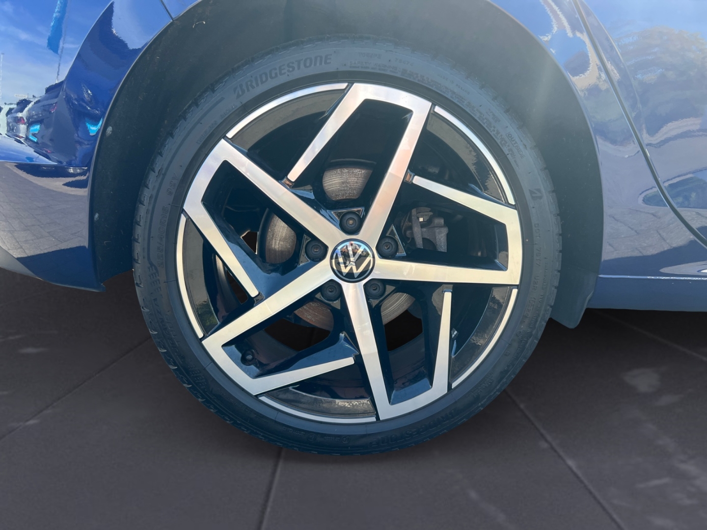 Volkswagen Golf 2.0 TSI