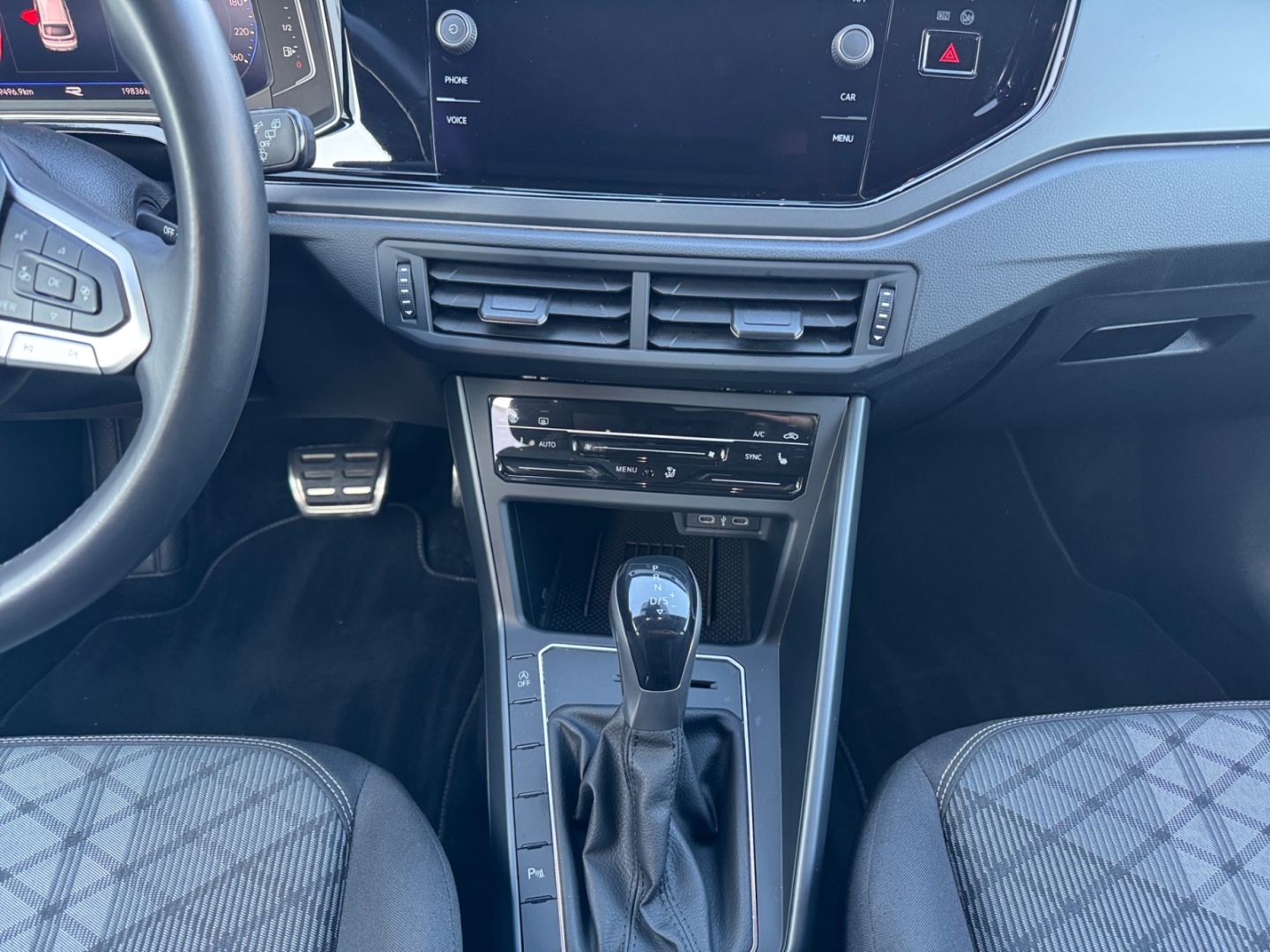 Volkswagen Taigo R-Line 1.5