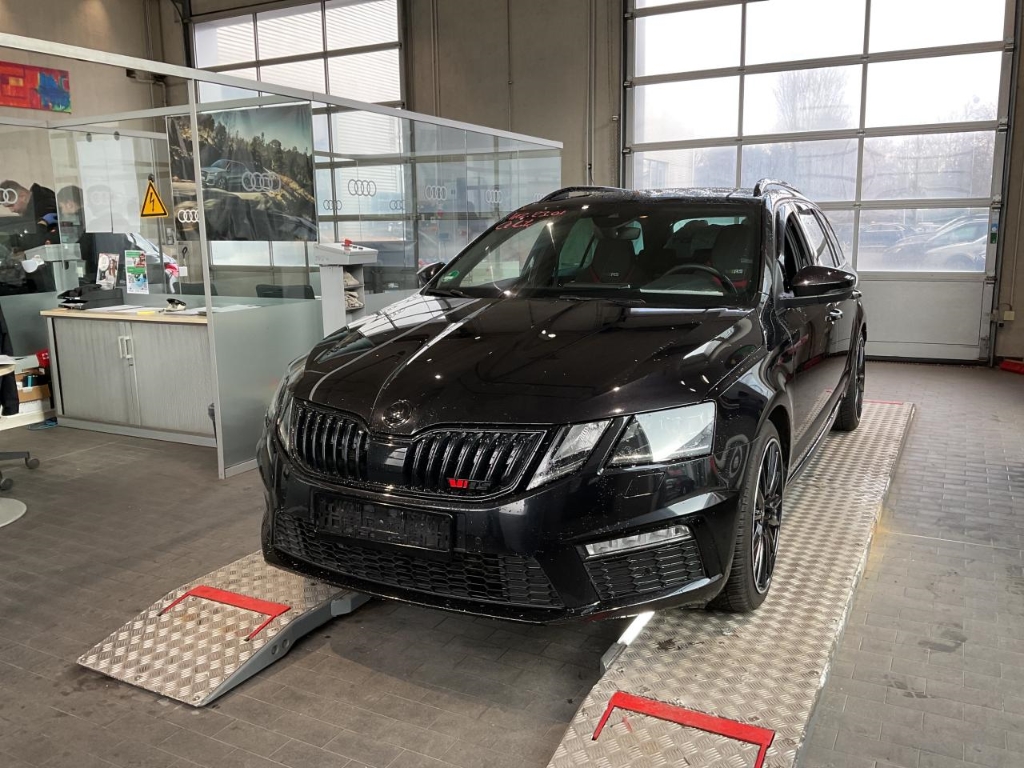 Skoda Octavia Combi RS