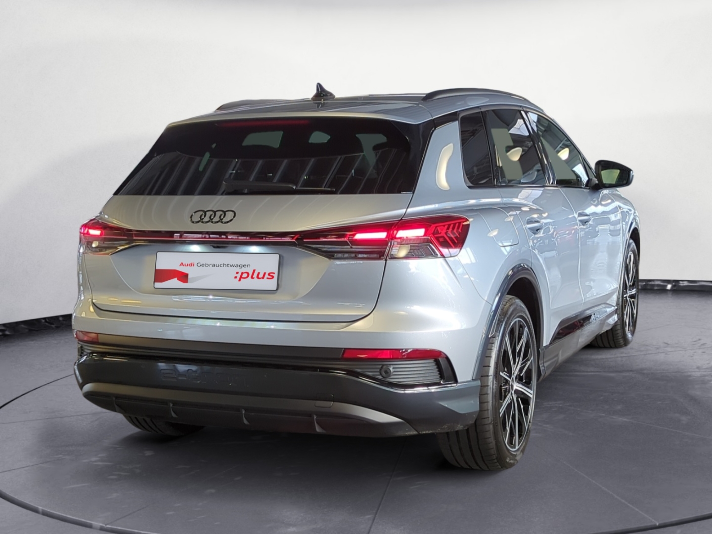 Audi Q4 e-tron S