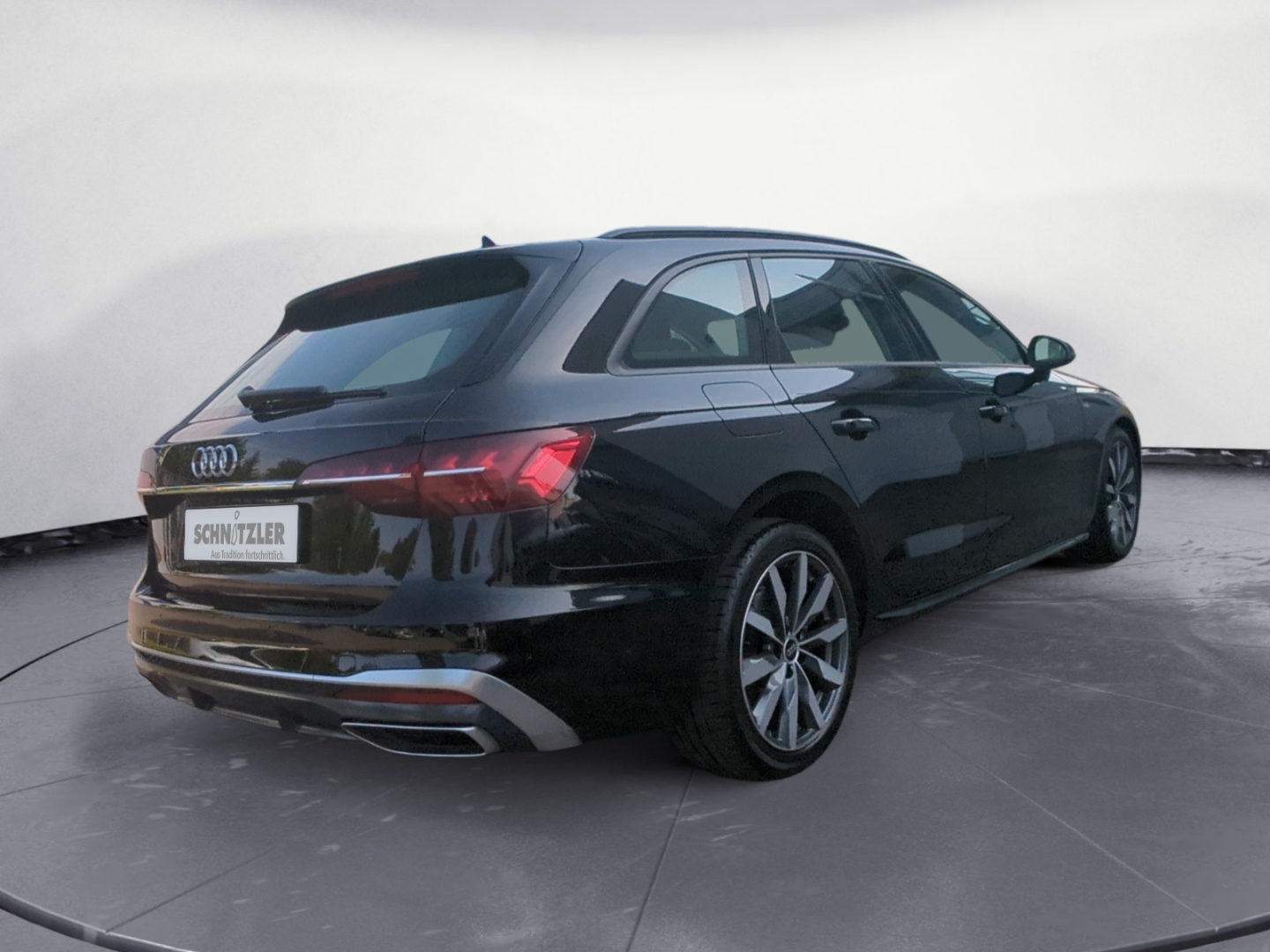 Audi A4 Avant S