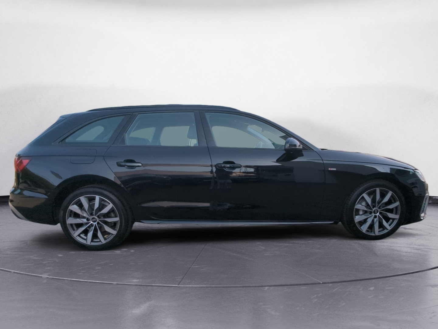 Audi A4 Avant S
