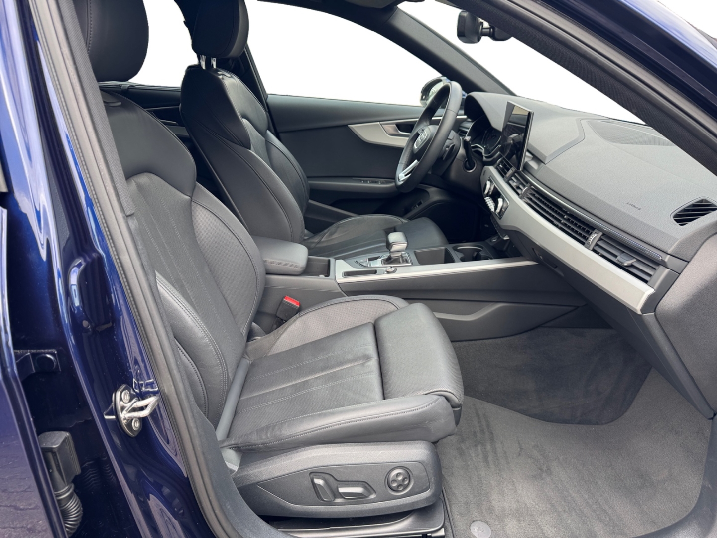 Audi A4 Avant S