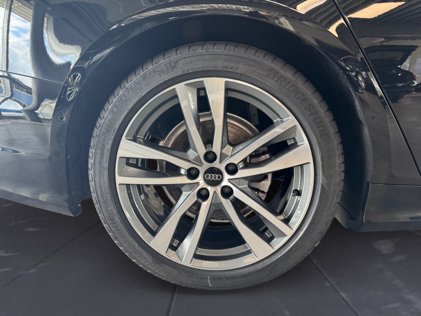 Audi A6 Avant S