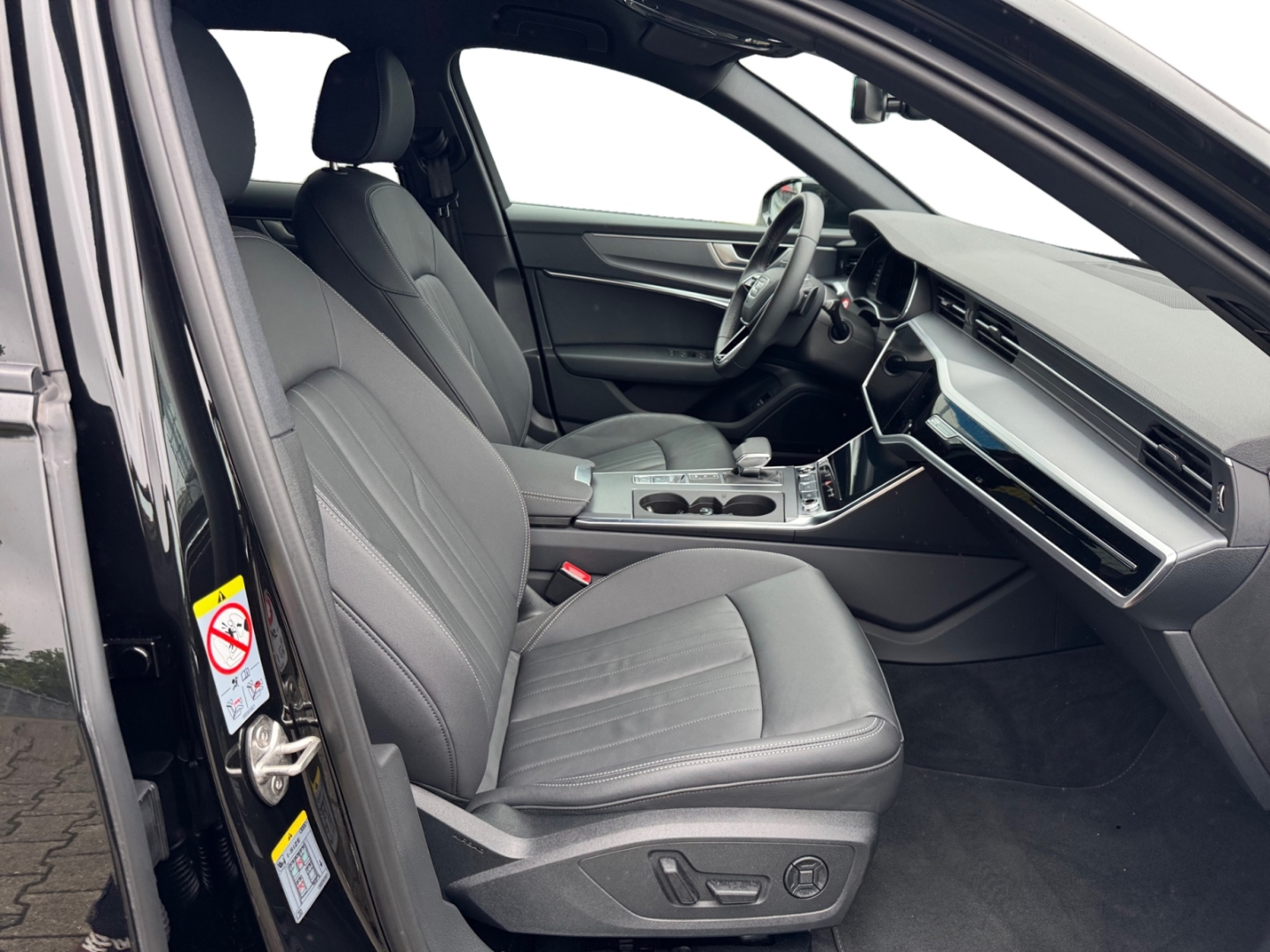 Audi A6 Avant S
