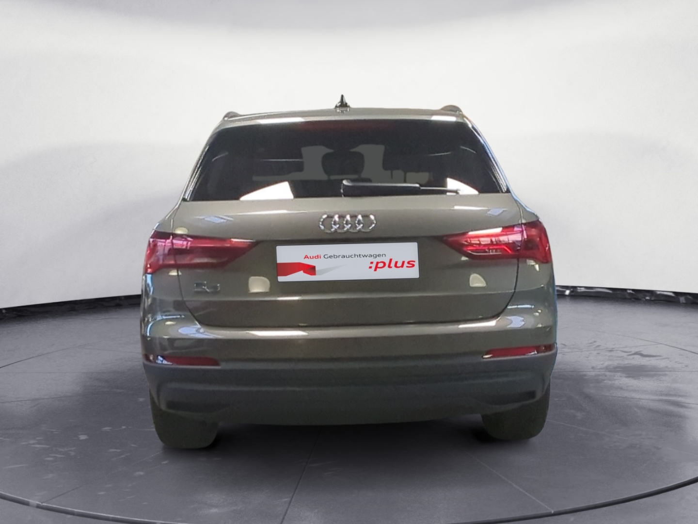 Audi Q3 S line