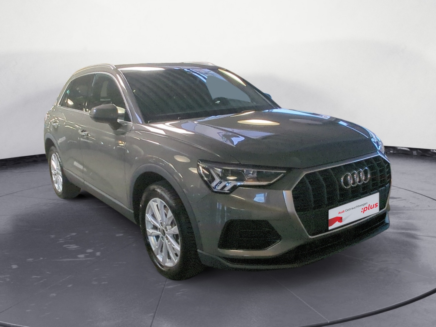Audi Q3 S line