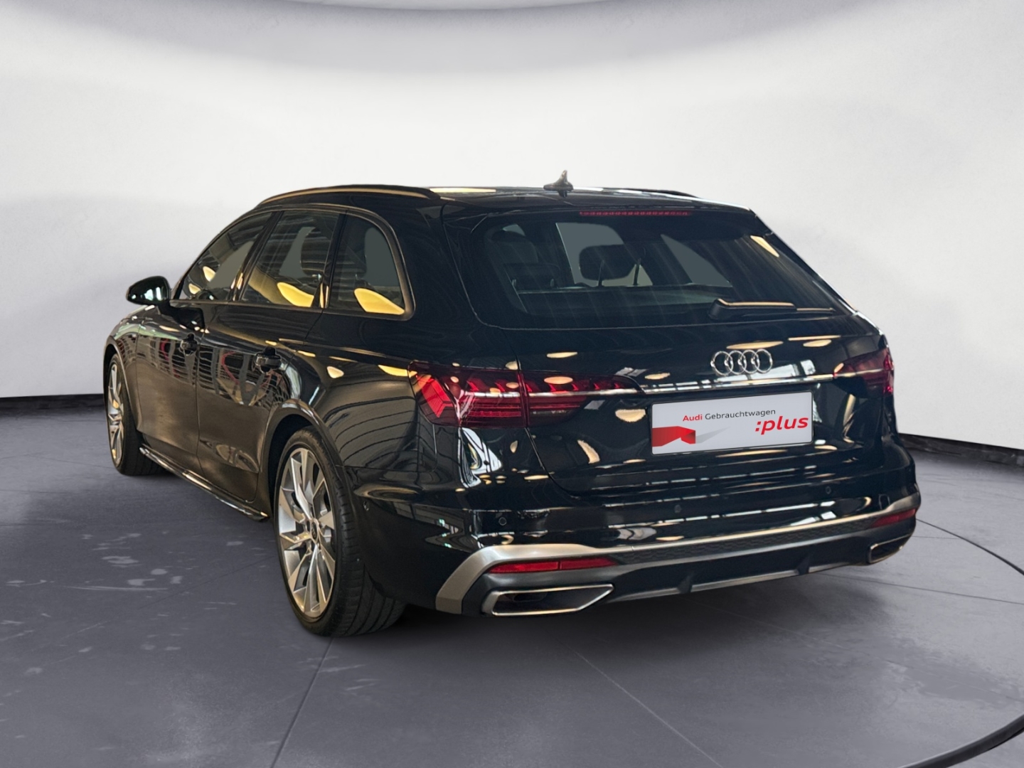 Audi A4 Avant S