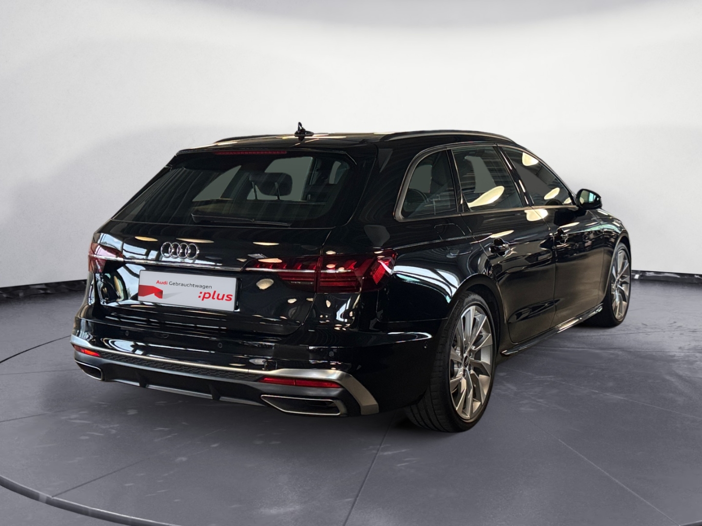 Audi A4 Avant S