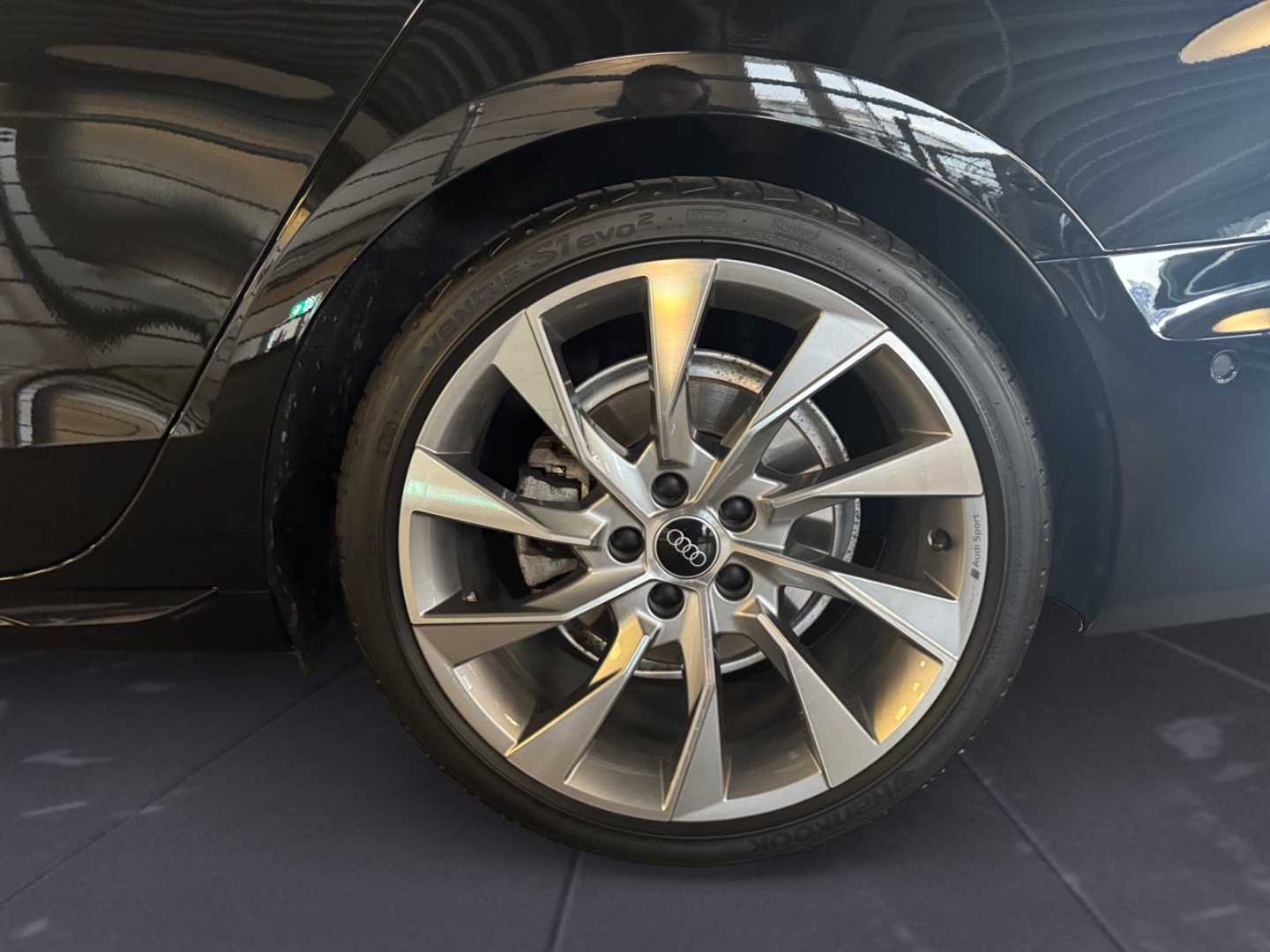 Audi A4 Avant S