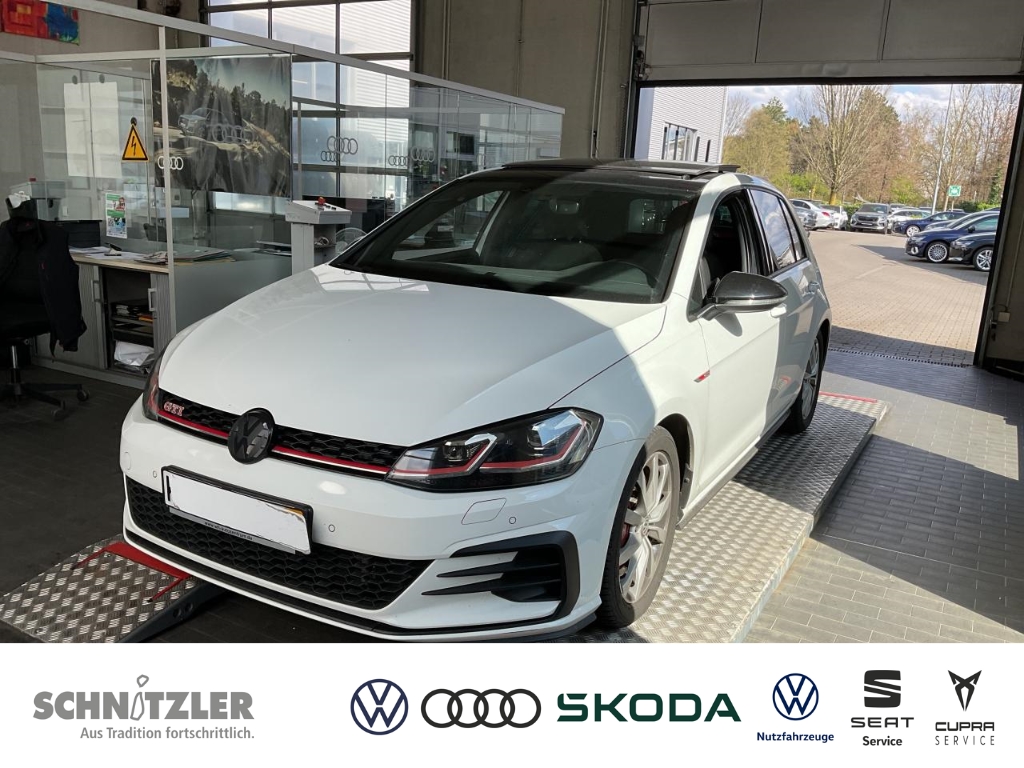 Volkswagen Golf GTI VII